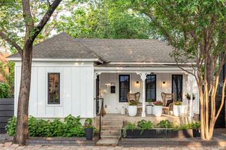 303 Navasota ST, Austin, TX 78702