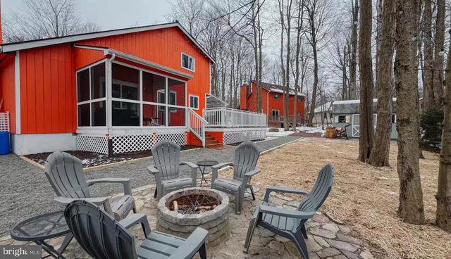 1355 WINDING WAY, Tobyhanna, PA 18466