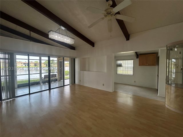 416 Briarwood Cir 2-24, Hollywood, FL 33024
