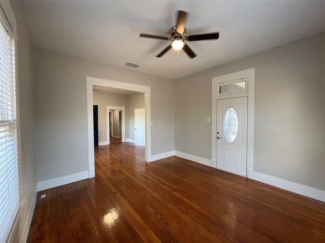 721 W Monterey Street, Denison, TX 75020