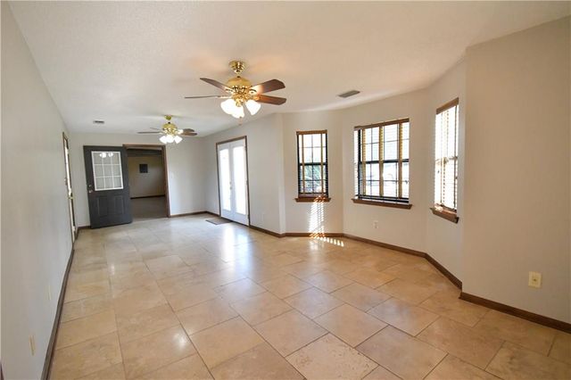 3252 Meadow Lane, Mobile, AL 36618