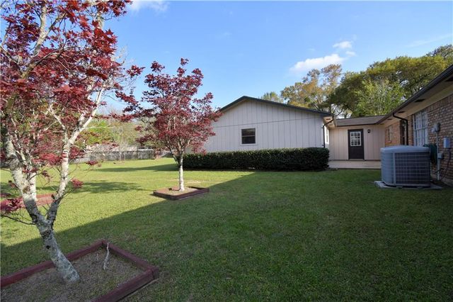 3252 Meadow Lane, Mobile, AL 36618