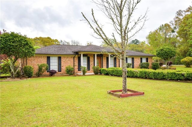 3252 Meadow Lane, Mobile, AL 36618