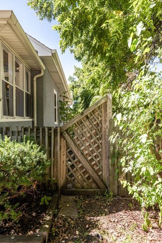 1009 Humboldt Avenue, West Saint Paul, MN 55118