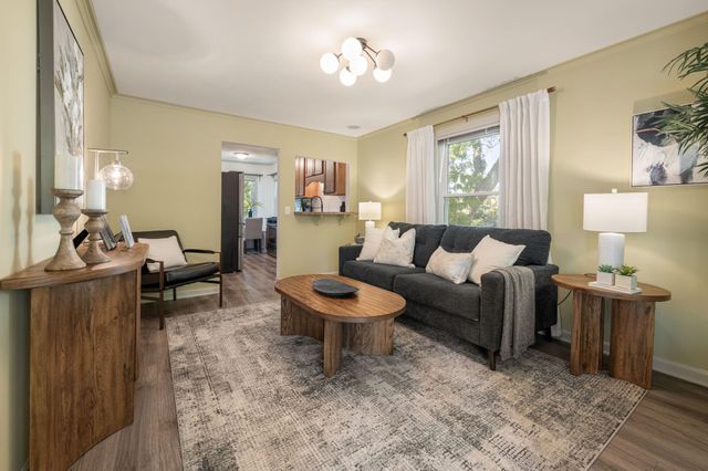 1009 Humboldt Avenue, West Saint Paul, MN 55118