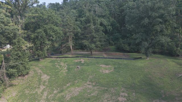 1045 Balmoral Dr, Nashville, TN 37220