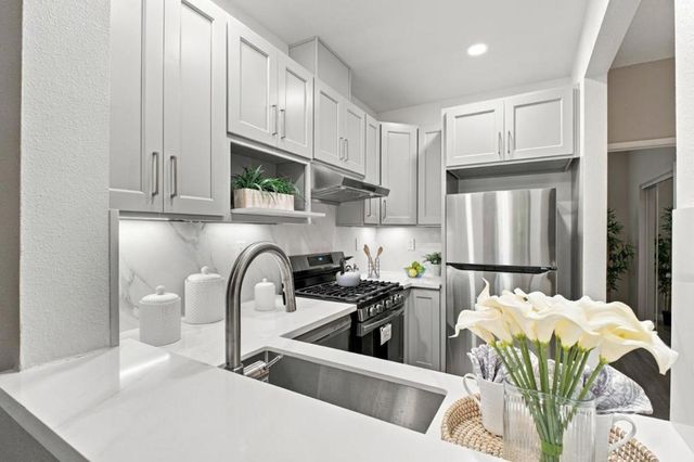 637 Atherton Place 403, Hayward, CA 94541