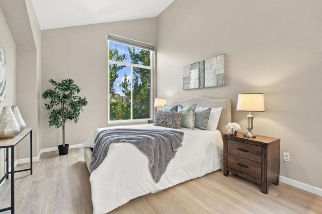 637 Atherton Place 403, Hayward, CA 94541