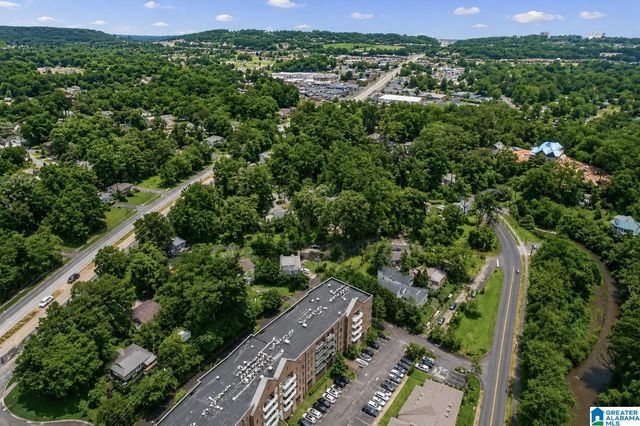 1040 Broadway Park Apt 305, Homewood, AL 35209