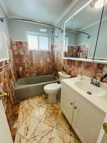 7951 W Lake Drive, Lake Clarke Shores, FL 33406