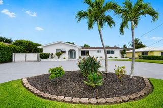 7951 W Lake Drive, Lake Clarke Shores, FL 33406