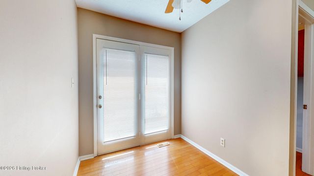 1003 Benton Ridge Dr, Louisville, KY 40245