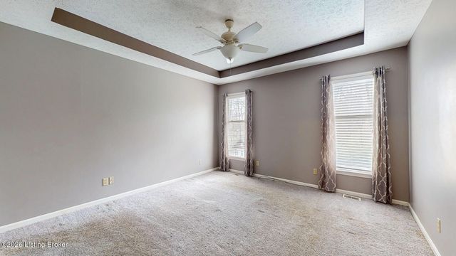 1003 Benton Ridge Dr, Louisville, KY 40245