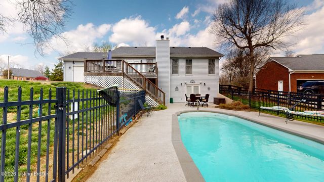 1003 Benton Ridge Dr, Louisville, KY 40245