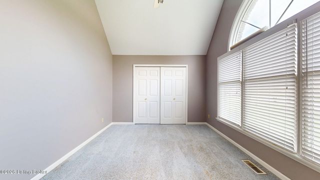 1003 Benton Ridge Dr, Louisville, KY 40245