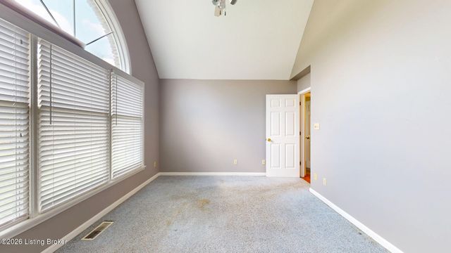 1003 Benton Ridge Dr, Louisville, KY 40245