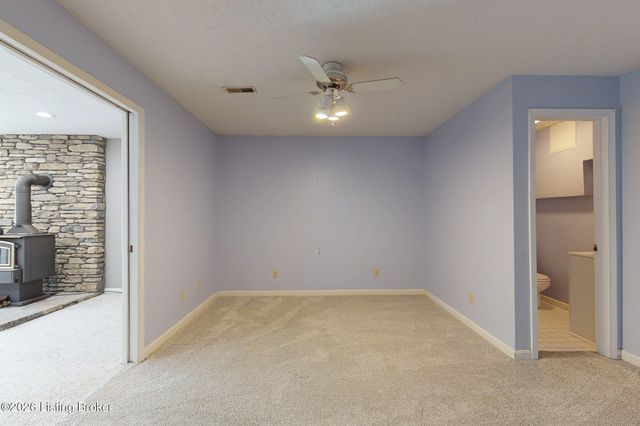 1003 Benton Ridge Dr, Louisville, KY 40245