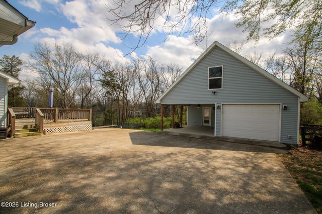 1003 Benton Ridge Dr, Louisville, KY 40245