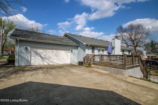 1003 Benton Ridge Dr, Louisville, KY 40245