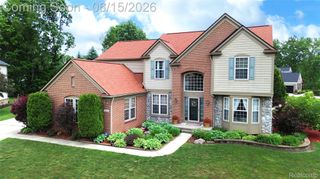 6240 Moonstone Court, Grand Blanc Charter Township, MI 48439
