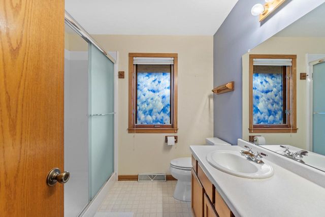 6746 35th STREET, Franklin, WI 53132