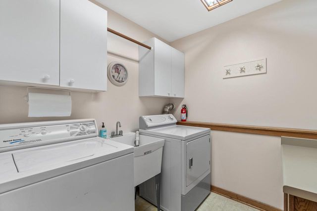 6746 35th STREET, Franklin, WI 53132