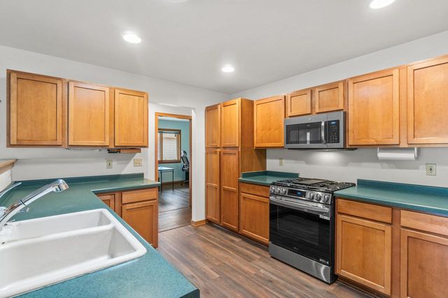 6746 35th STREET, Franklin, WI 53132