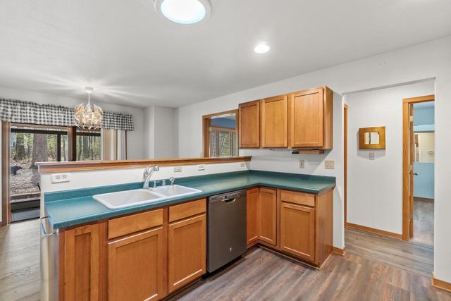 6746 35th STREET, Franklin, WI 53132