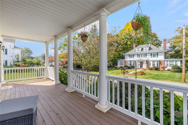 28 Homestead Avenue, North Smithfield, RI 02896