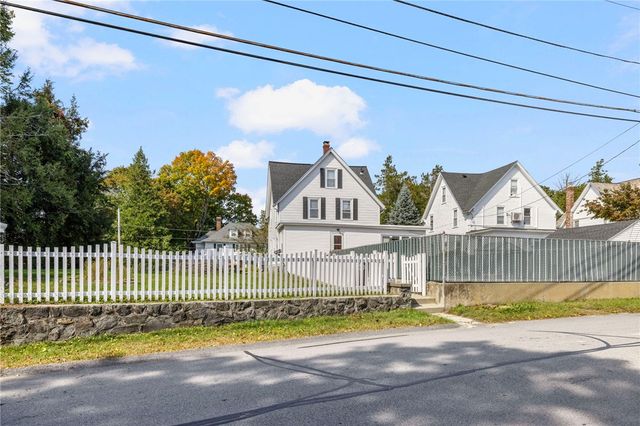 28 Homestead Avenue, North Smithfield, RI 02896