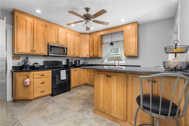28 Homestead Avenue, North Smithfield, RI 02896