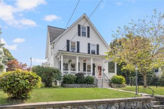28 Homestead Avenue, North Smithfield, RI 02896