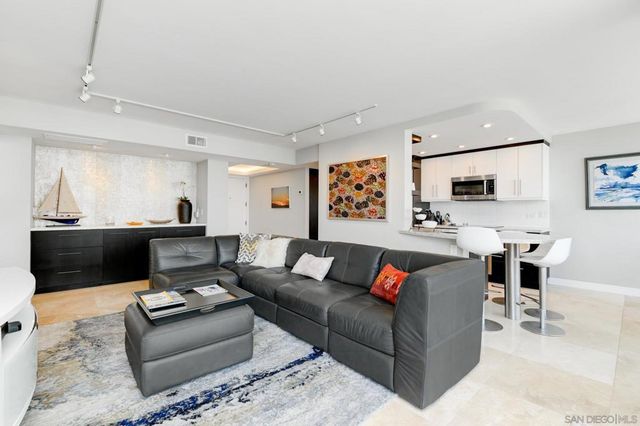 1760 Avenida del Mundo 510, Coronado, CA 92118
