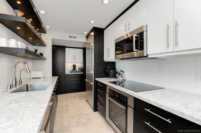 1760 Avenida del Mundo 510, Coronado, CA 92118