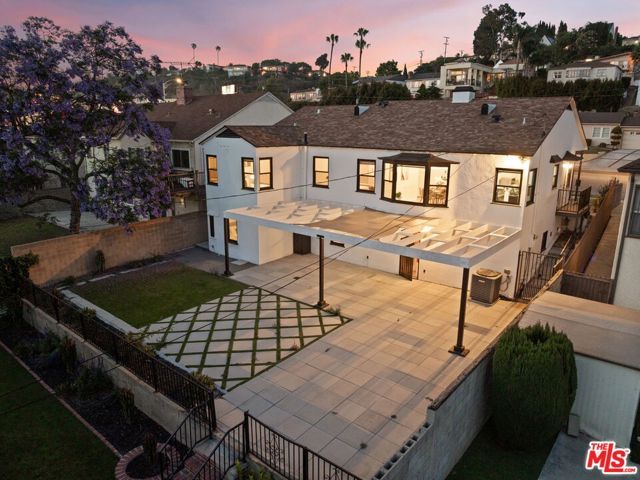 5853 S La Brea Avenue, Los Angeles, CA 90056