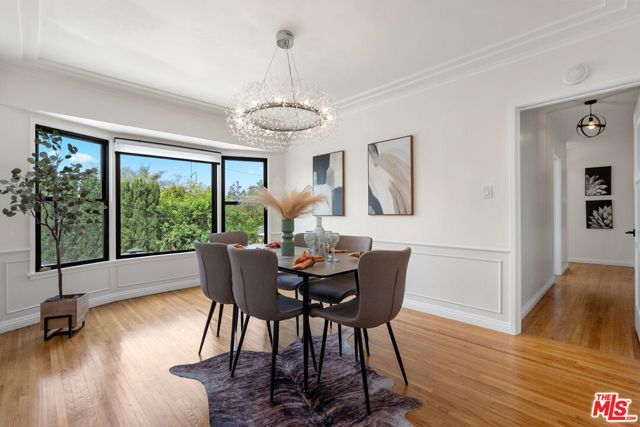 5853 S La Brea Avenue, Los Angeles, CA 90056