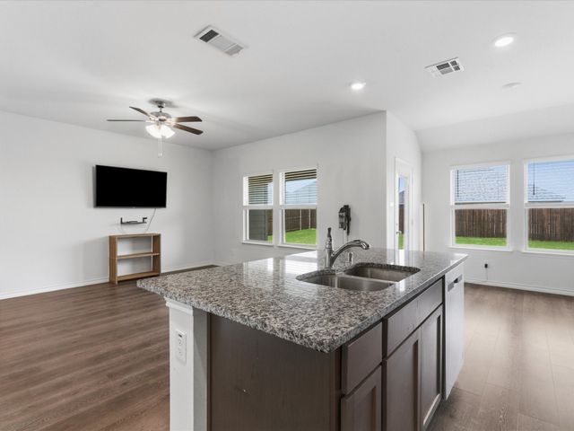 618 Cool Canyon Trail, Princeton, TX 75407