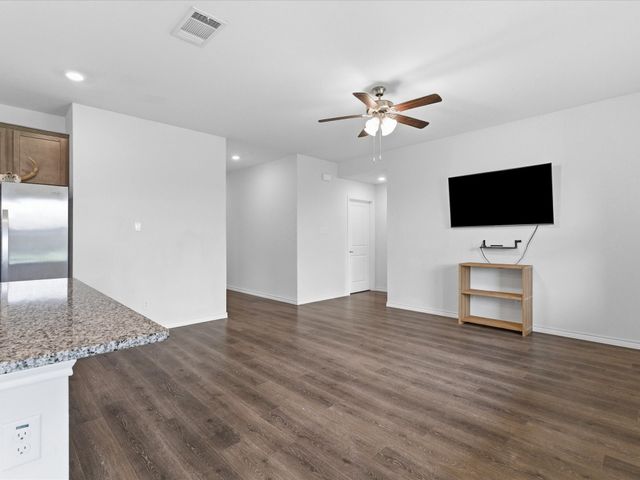 618 Cool Canyon Trail, Princeton, TX 75407
