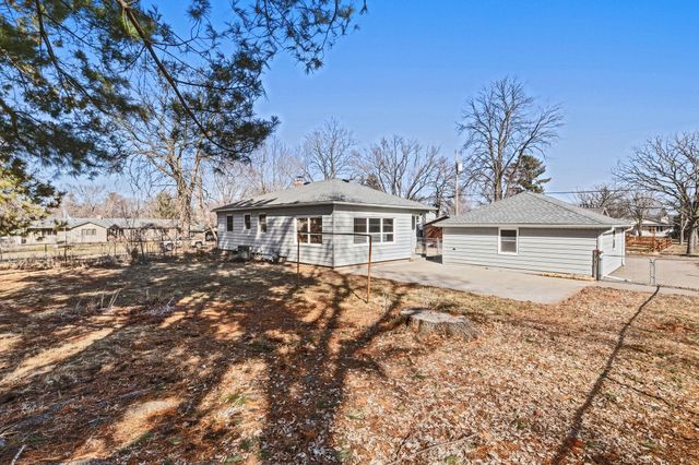 673 2nd Avenue N, Bayport, MN 55003