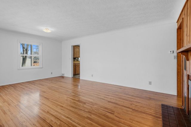 673 2nd Avenue N, Bayport, MN 55003