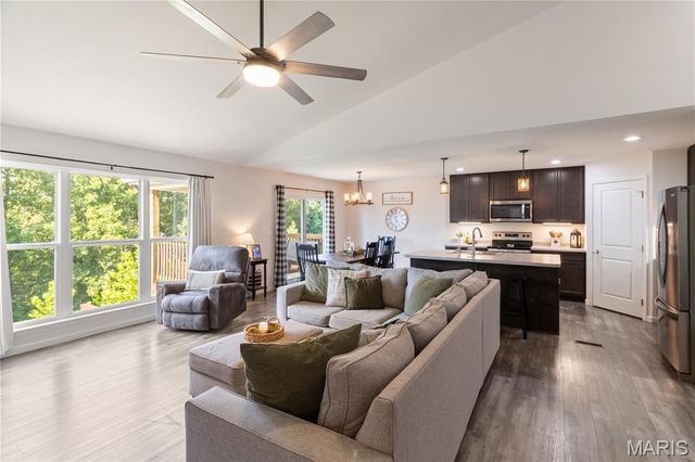 2011 Huey Court, Festus, MO 63028