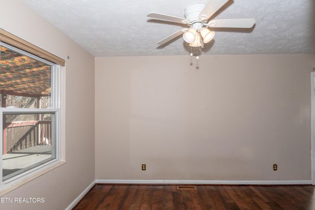 6324 Gateway Lane, Knoxville, TN 37920