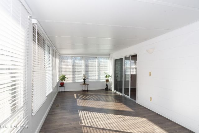 6324 Gateway Lane, Knoxville, TN 37920