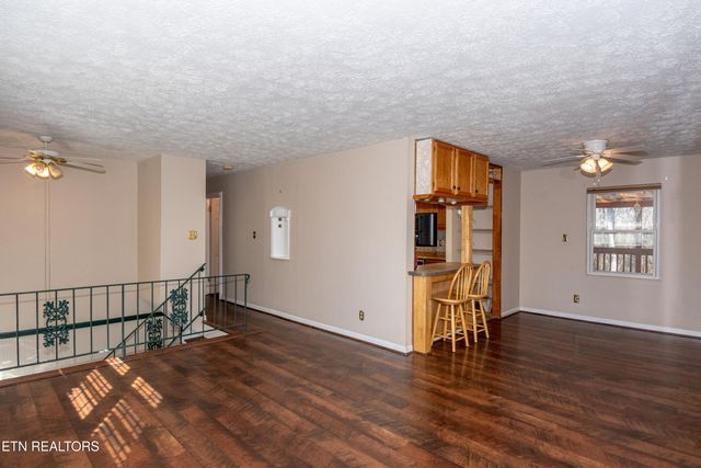 6324 Gateway Lane, Knoxville, TN 37920