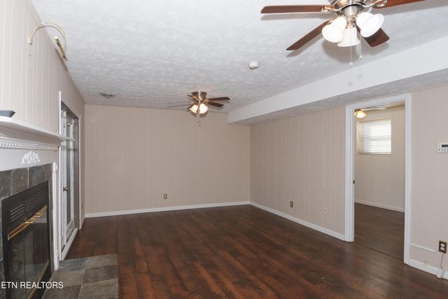 6324 Gateway Lane, Knoxville, TN 37920