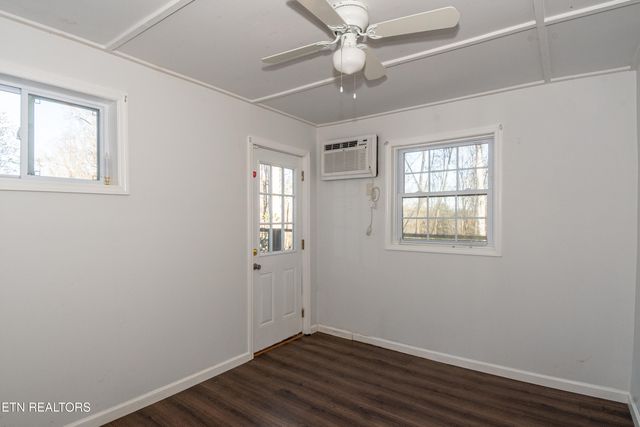 6324 Gateway Lane, Knoxville, TN 37920