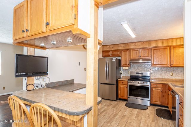 6324 Gateway Lane, Knoxville, TN 37920