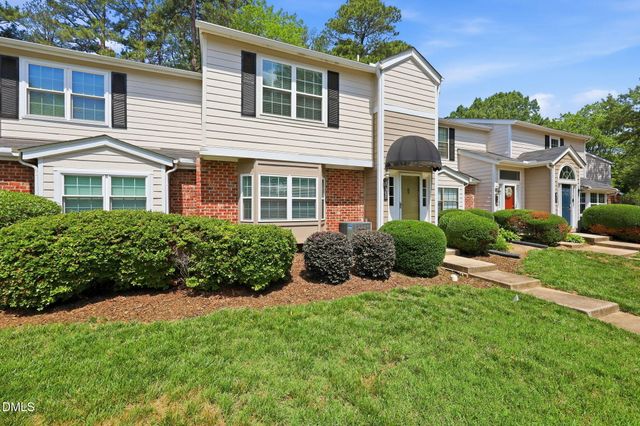 7605 Falcon Rest Circle, Raleigh, NC 27615