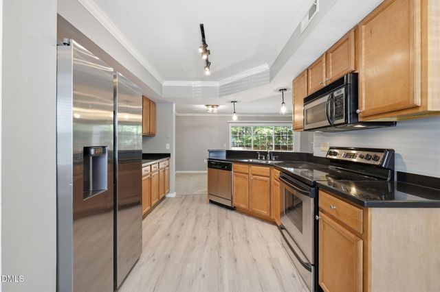 7605 Falcon Rest Circle, Raleigh, NC 27615