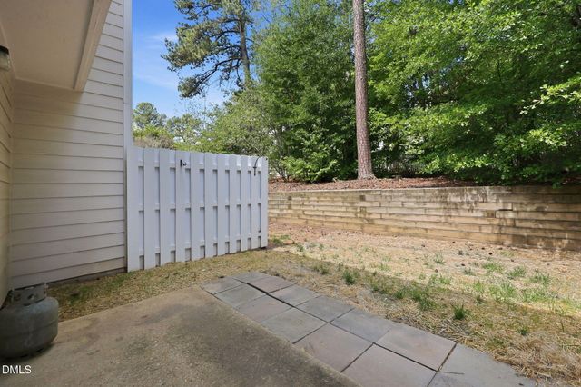7605 Falcon Rest Circle, Raleigh, NC 27615